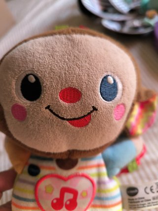 Monito parlanchín VTech con sonajero