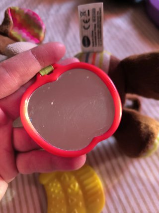 Monito parlanchín VTech con sonajero