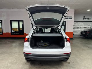 Audi Q3 45 TFSIE 245 S-TRONIC BUSINESS (2022)