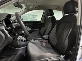 Audi Q3 45 TFSIE 245 S-TRONIC BUSINESS (2022)