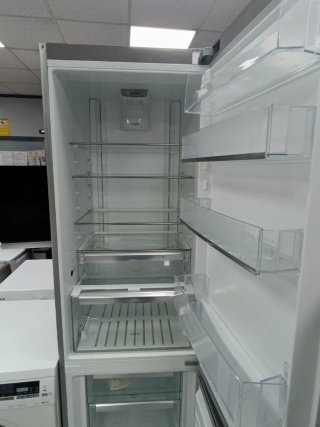 Pack Frigorífico 2m y Lavadora Siemens 8kg