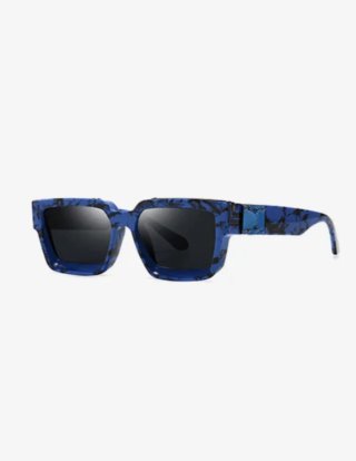 Gafas de sol azules y negras