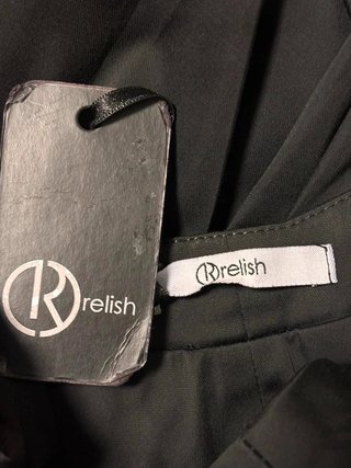 Vestido corto negro Relish con escote lazo talla 3
