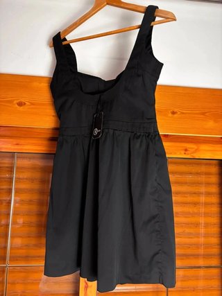 Vestido corto negro Relish con escote lazo talla 3