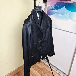 blazer negra satinada springfield elegante mujer 4