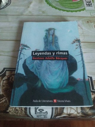 25. Leyendas y rimas