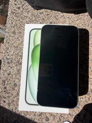 iPhone 15 128GB Verde
