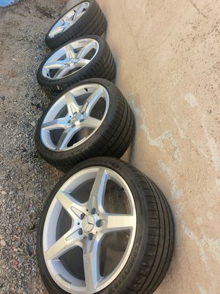 4Llantas Mercedes-Benz 5 Radios Neumático Goodyear