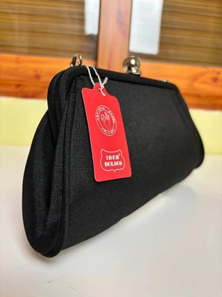 Clutch negro iber bolsos satén raso con cadena pla