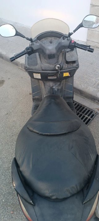 Suzuki Burgman 125cc 2008 Negra