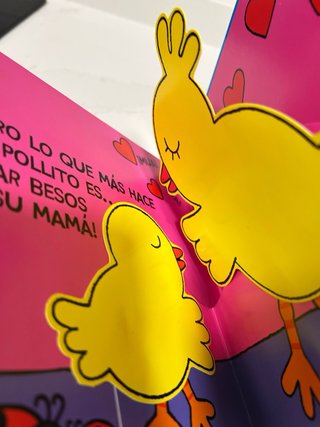 ¿Qué hace el pollito pío?