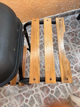 Barbacoa de carbón restaurada