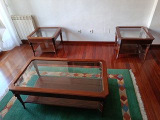 Conjunto mesas centro y auxiliares madera y crista