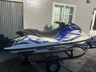 Moto de Agua Yamaha Wave Runner   120 caballos 2 T