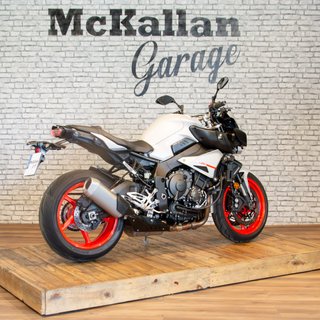 YAMAHA MT 10