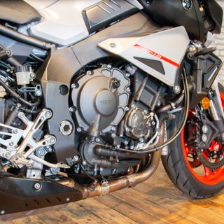 YAMAHA MT 10