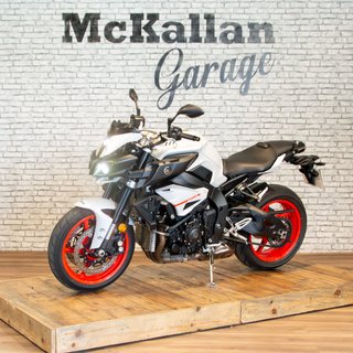 YAMAHA MT 10