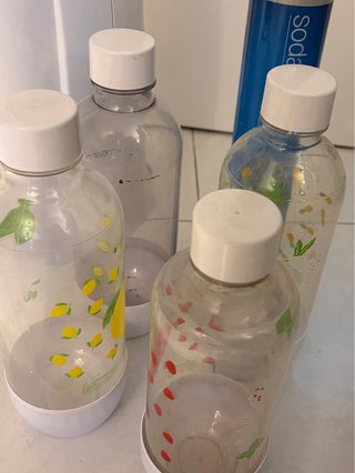 Máquina de agua con gas Soda Stream Jet.