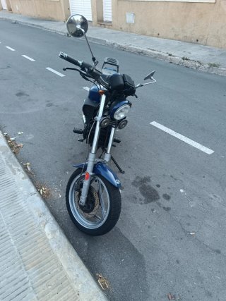 Cagiva Naked Clásica