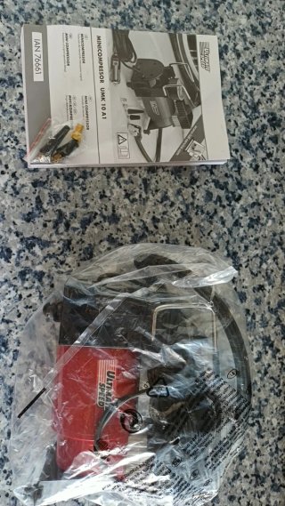 Mini compresor Ultimate Speed UMK 10 A1