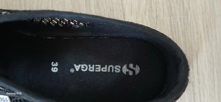 Superga clásicas verano negras