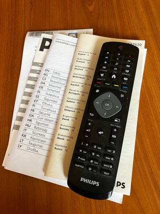 Televisor Philips Negro 33"/42"