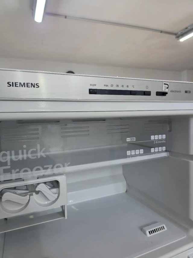 NEVERA SIEMENS CON GARANTIA Y ENVIO