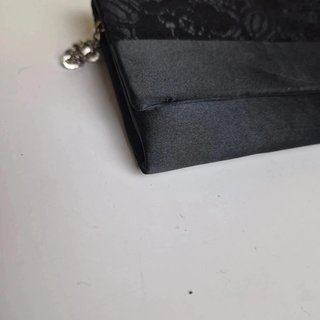Bolso clutch negro encaje elegante cadena fiesta L