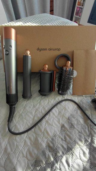Dyson Airwrap Moldeador Pelo. Nuevo. 350€