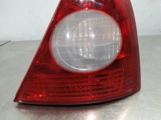 Piloto trasero derecho RENAULT CLIO II FASE I