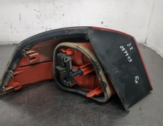 398688 8200014360 piloto trasero renault vel satis