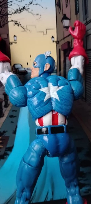 Figura Capitán América Marvel Legends