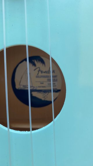 Ukelele Fender Venice Soprano + funda
