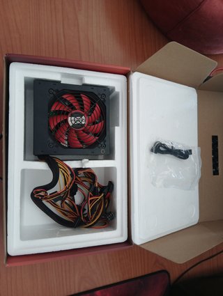 Fuente de alimentación UNYKAch 600W ATX