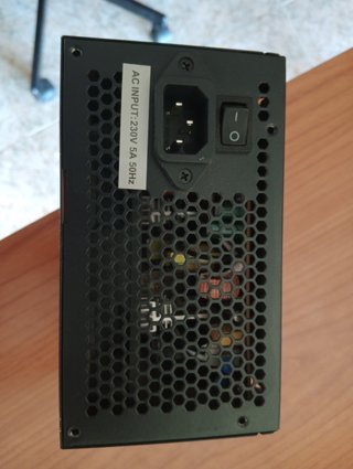 Fuente de alimentación UNYKAch 600W ATX