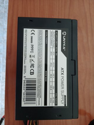 Fuente de alimentación UNYKAch 600W ATX