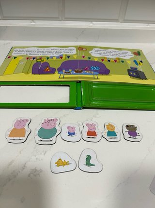 Un día con Peppa (Peppa Pig. Libro regalo): (In...