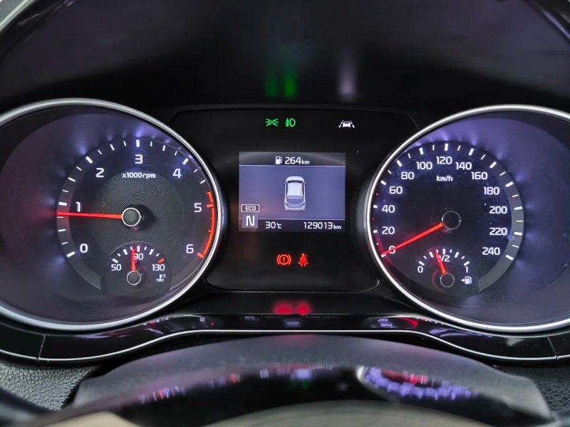 Kia cee'd 2021, foto 14