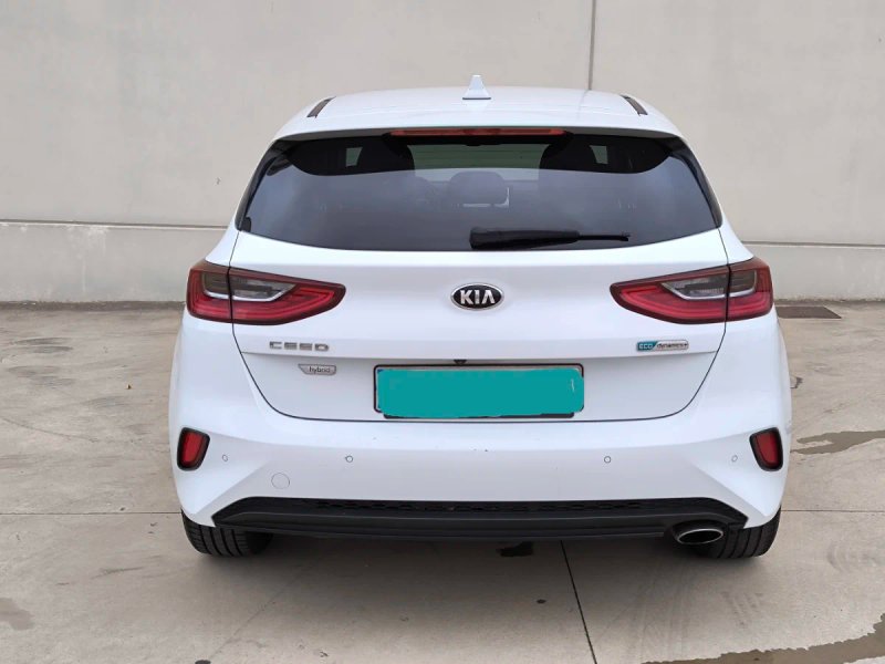 Kia cee'd 2021, foto 18
