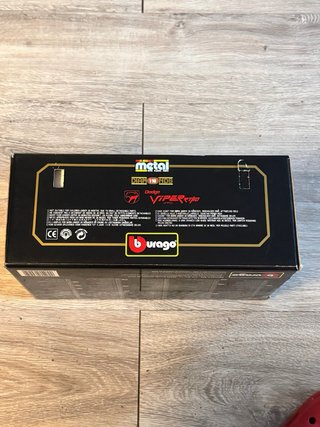 Coche Bburago Dodge Viper RT/10 1992 1:18 nuevo