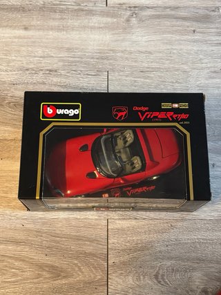 Coche Bburago Dodge Viper RT/10 1992 1:18 nuevo