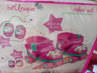 Patines ajustables niña 4 ruedas T. 22-29