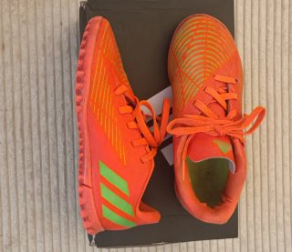 Botas multitaco niño/a t 33 Adidas Predator