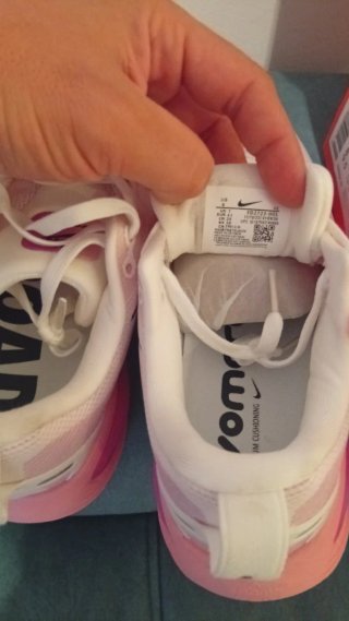 Botines Nike Blancos y Rosas