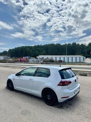 Golf R 310