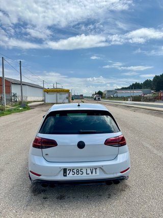 Golf R 310