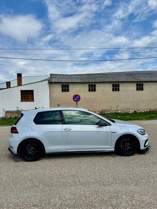 Golf R 310