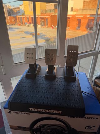 Volante Thrustmaster T300 RS GT PS5/PS4