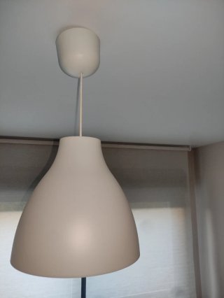 Lámpara de techo Ikea blanca