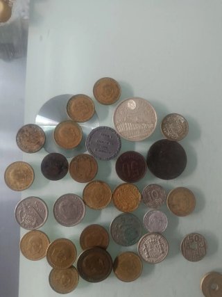 Monedas y billetes antiguas